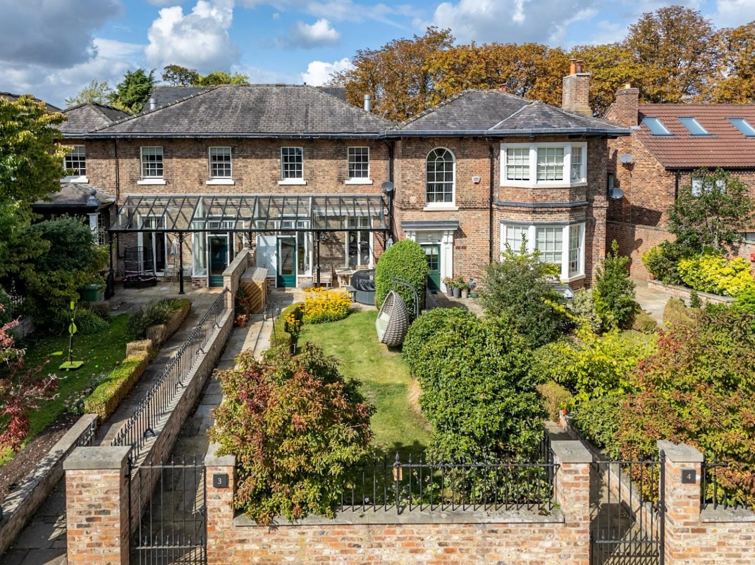College Court, Dringhouses, York