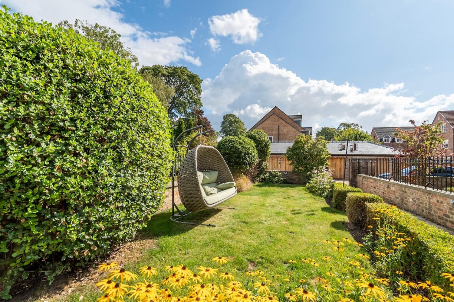 College Court, Dringhouses, York