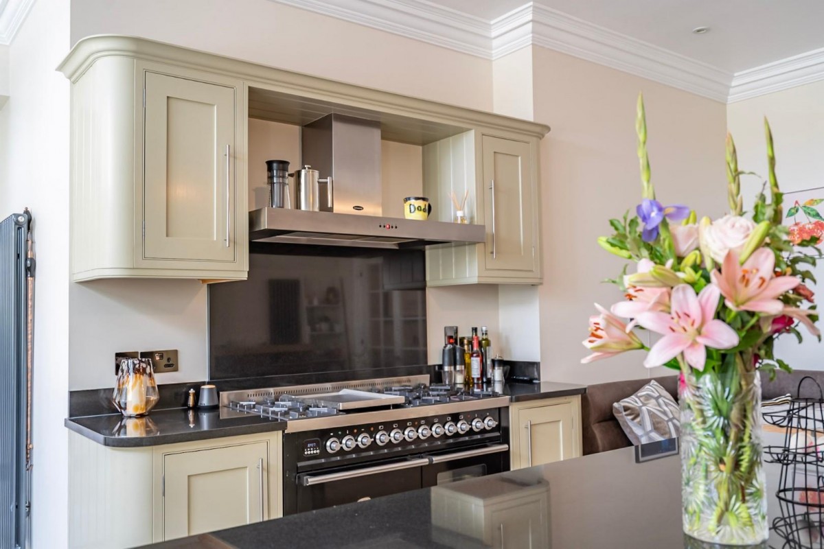 College Court, Dringhouses, York