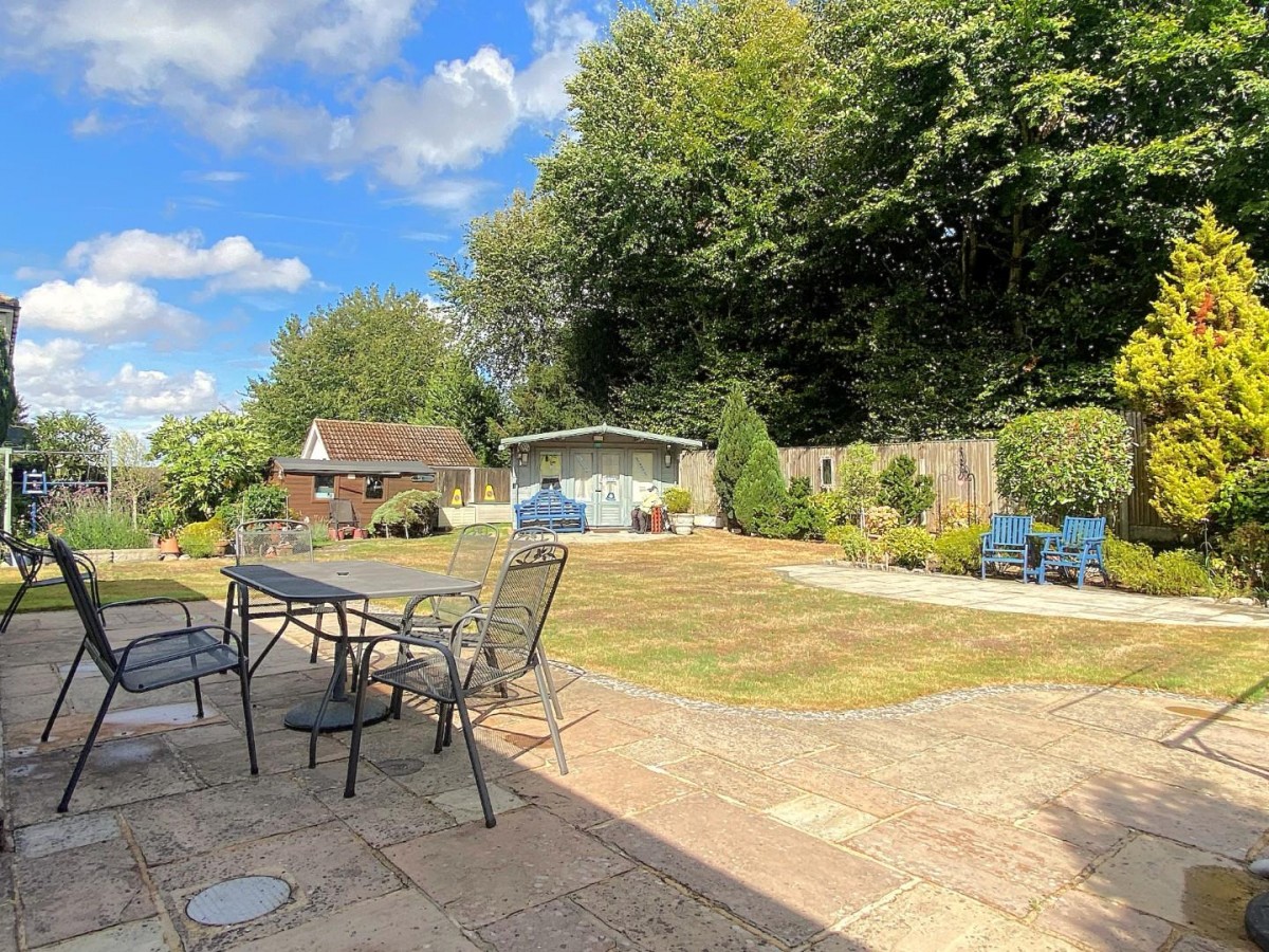 Honeymellow Cottage, Bowesden Lane, Shorne, DA12