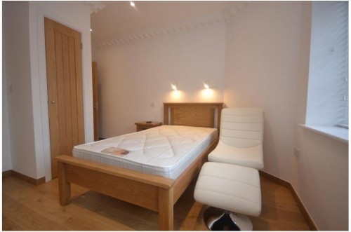 72 Whitley Street, Reading