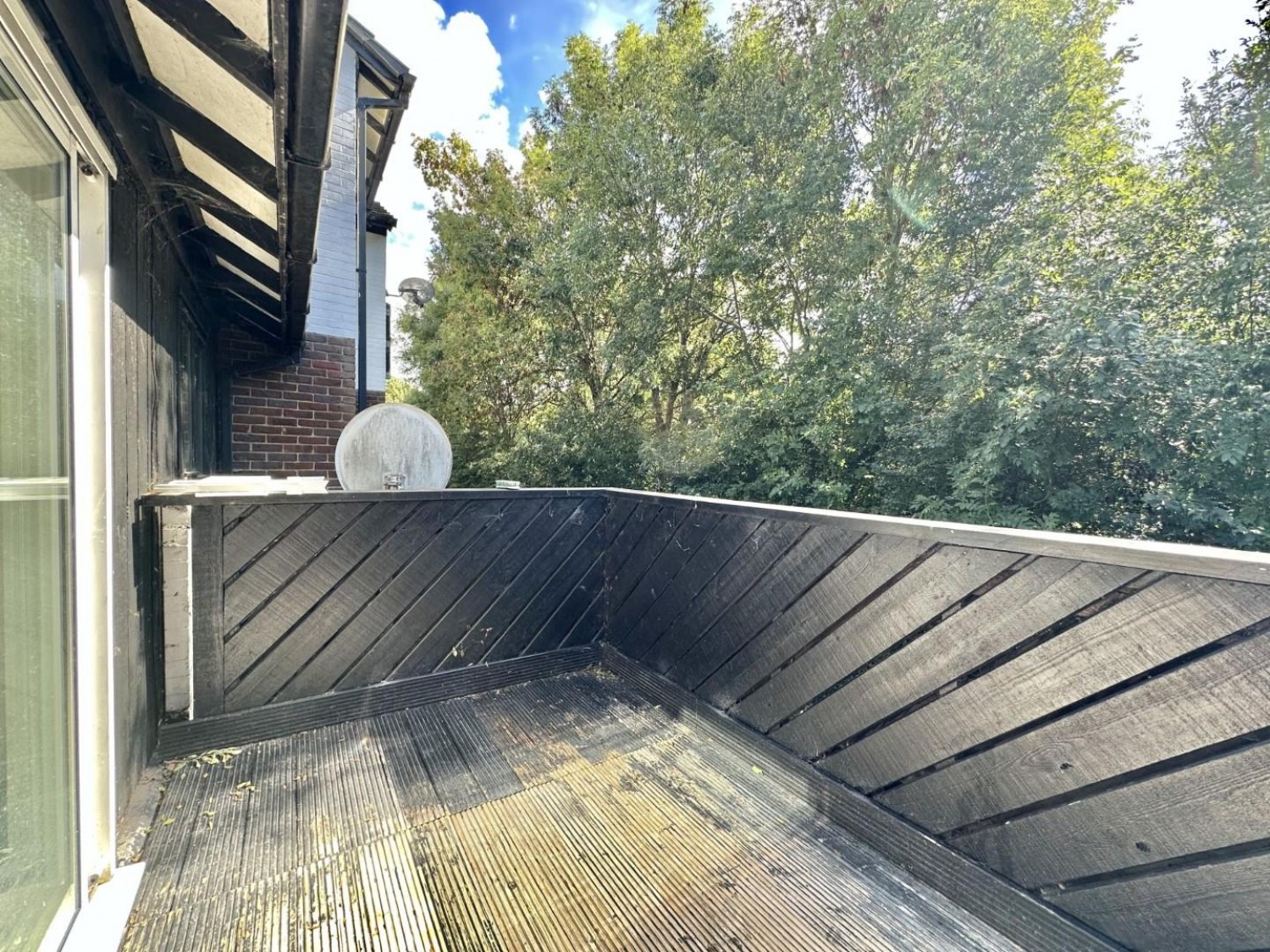 West Quay Drive, Hayes