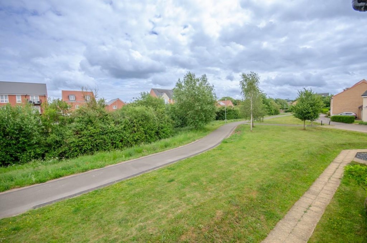 Marigold Close, Lyde Green, Bristol, BS16 7GU