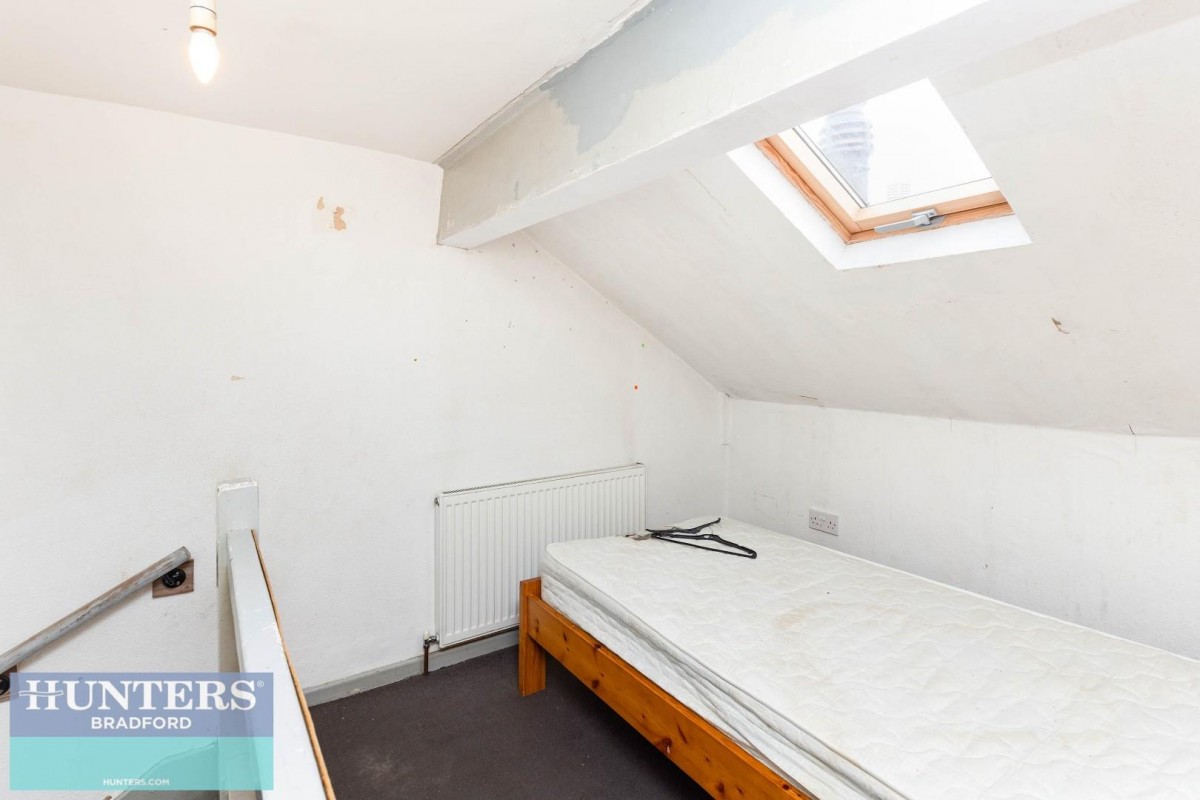 Draughton Street Bradford, West Yorkshire, BD5 9QQ