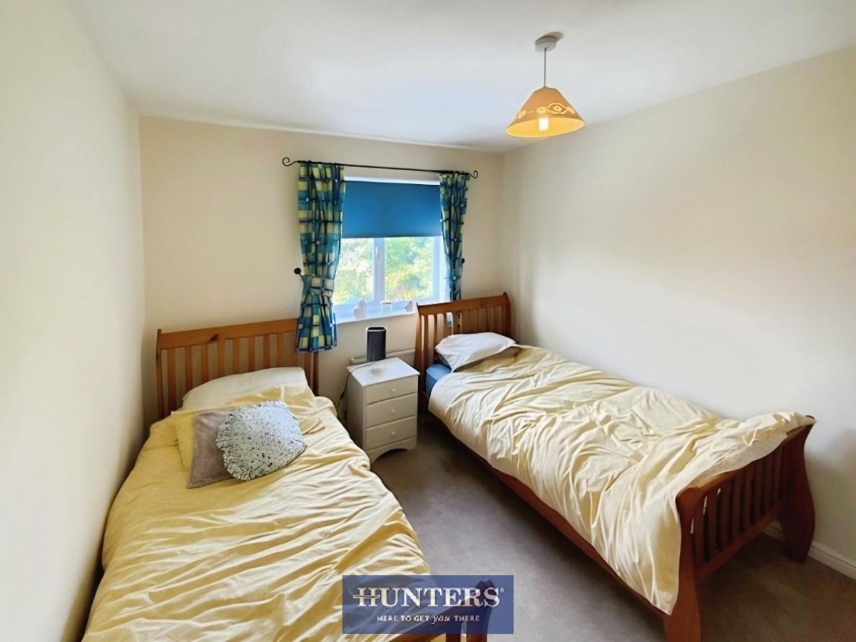 Whimberry Drive, Stalybridge