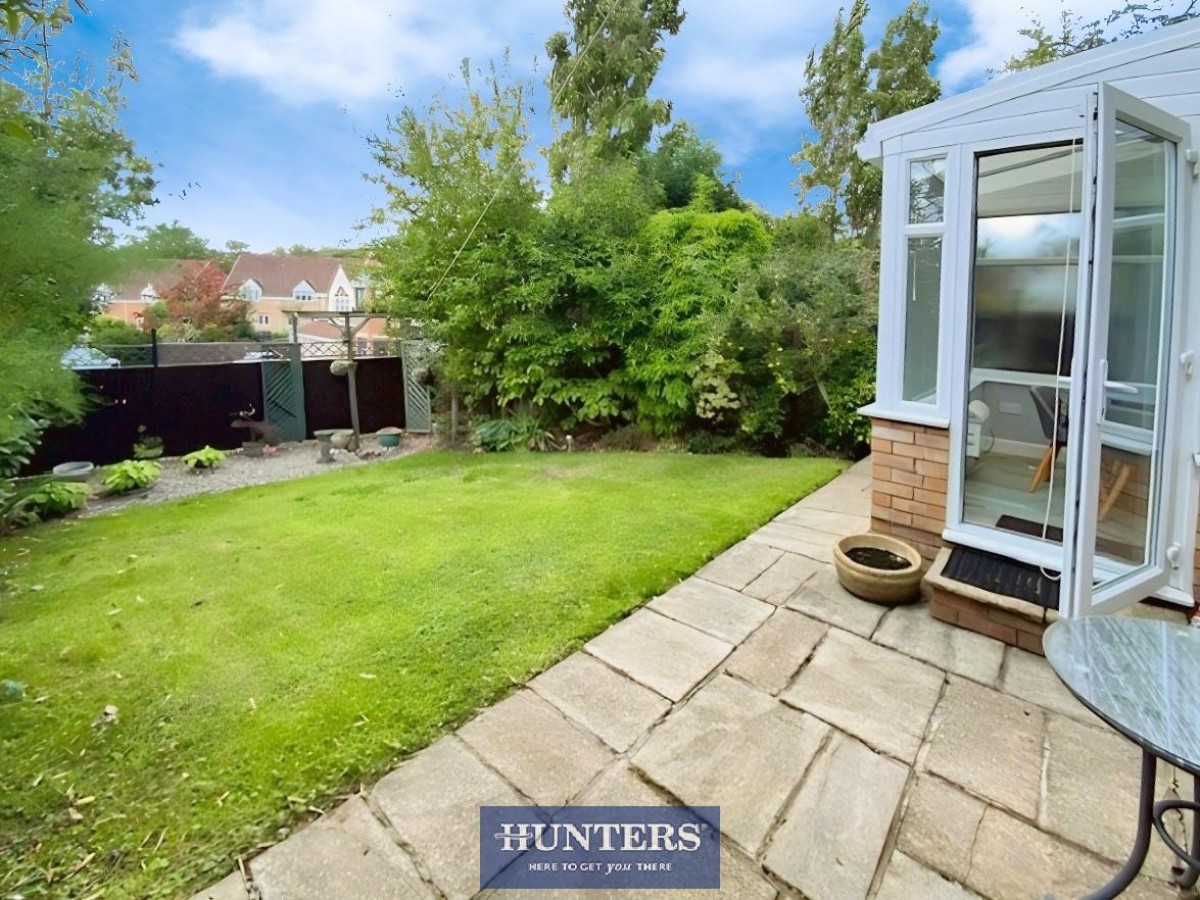 Whimberry Drive, Stalybridge