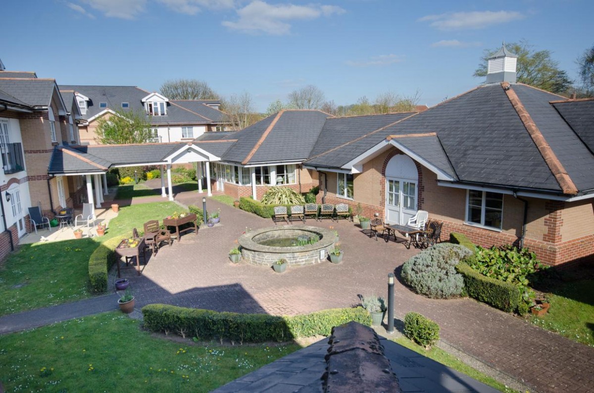 Chestnut House, Woodland Court, Bristol
