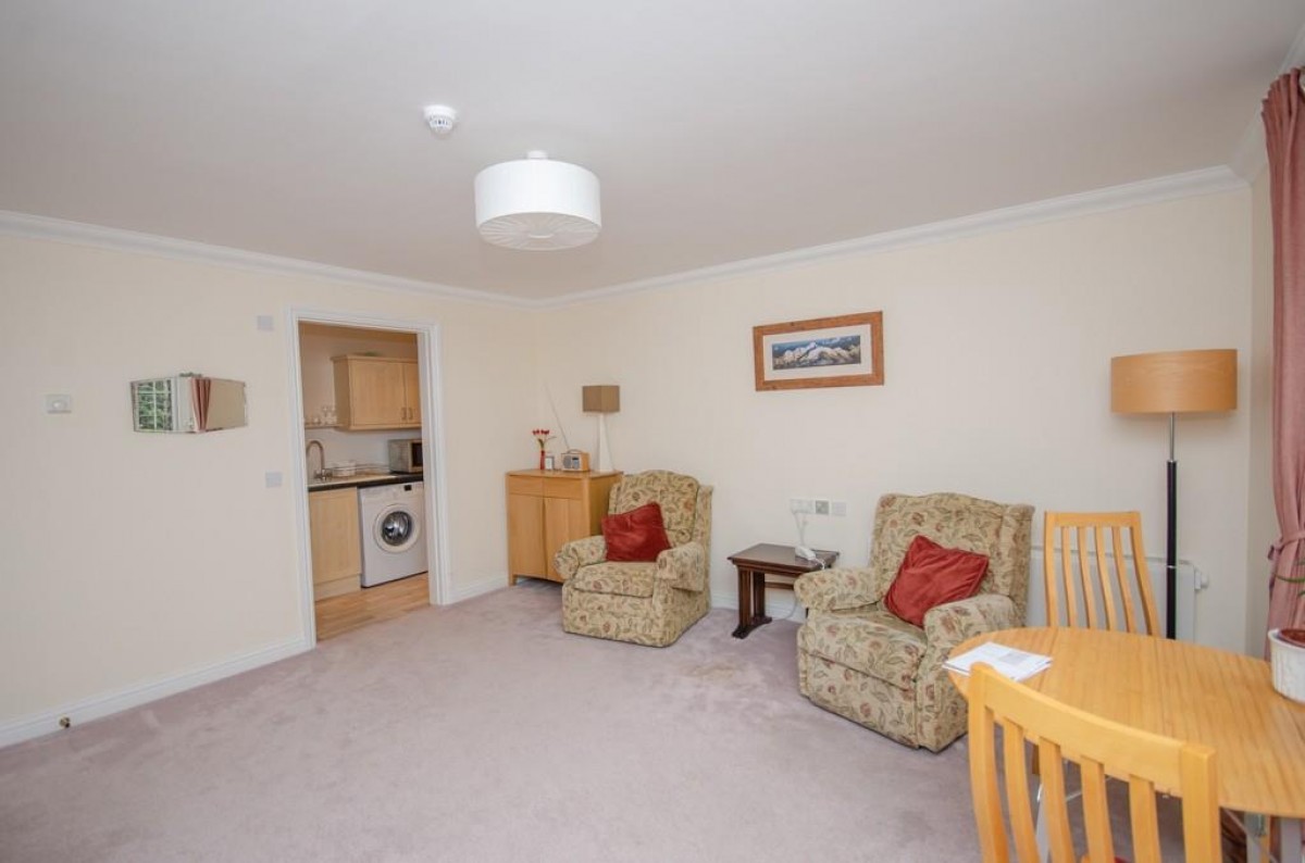 Chestnut House, Woodland Court, Bristol