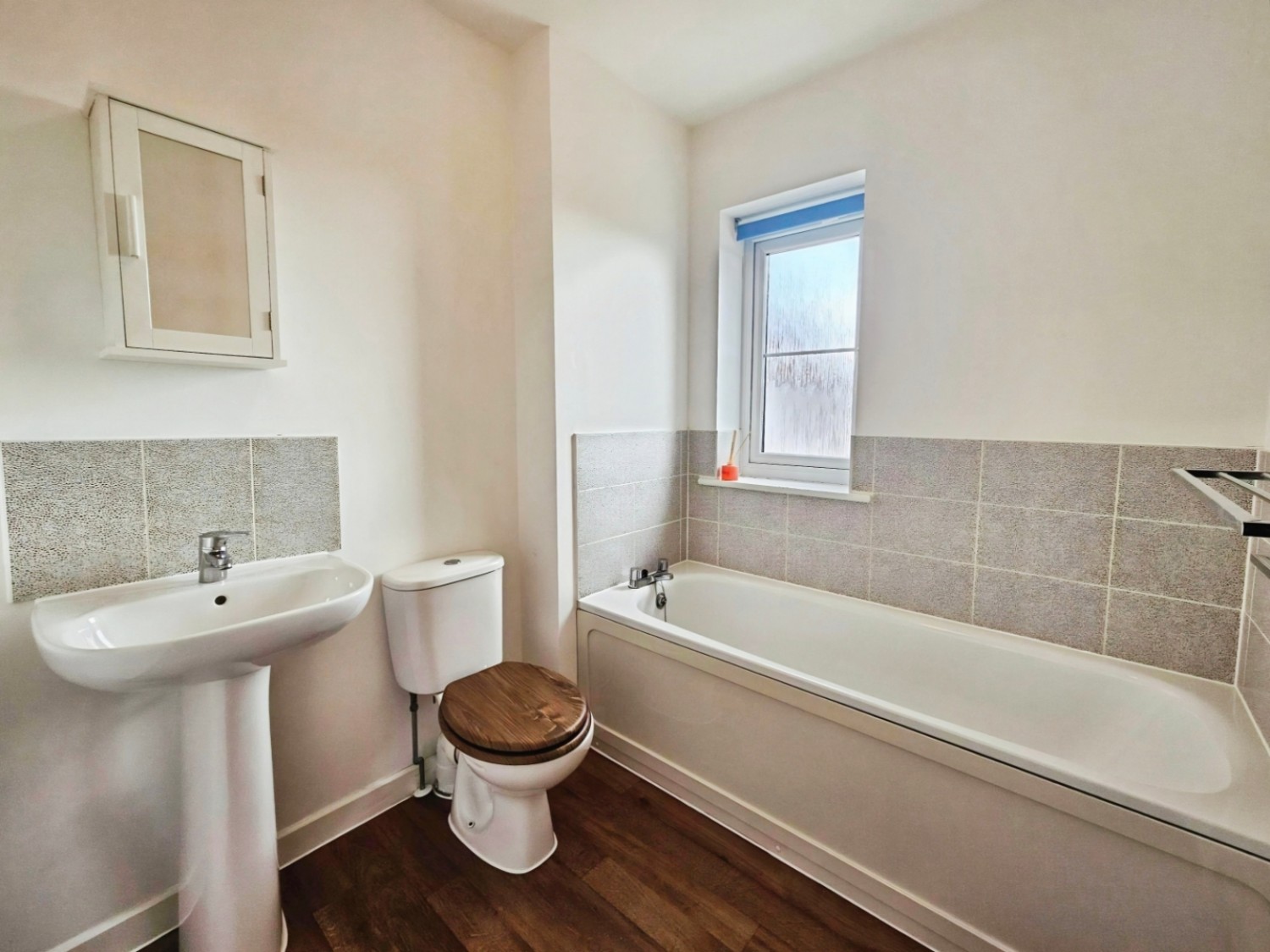 Frederick Benson Mews, Repton Park