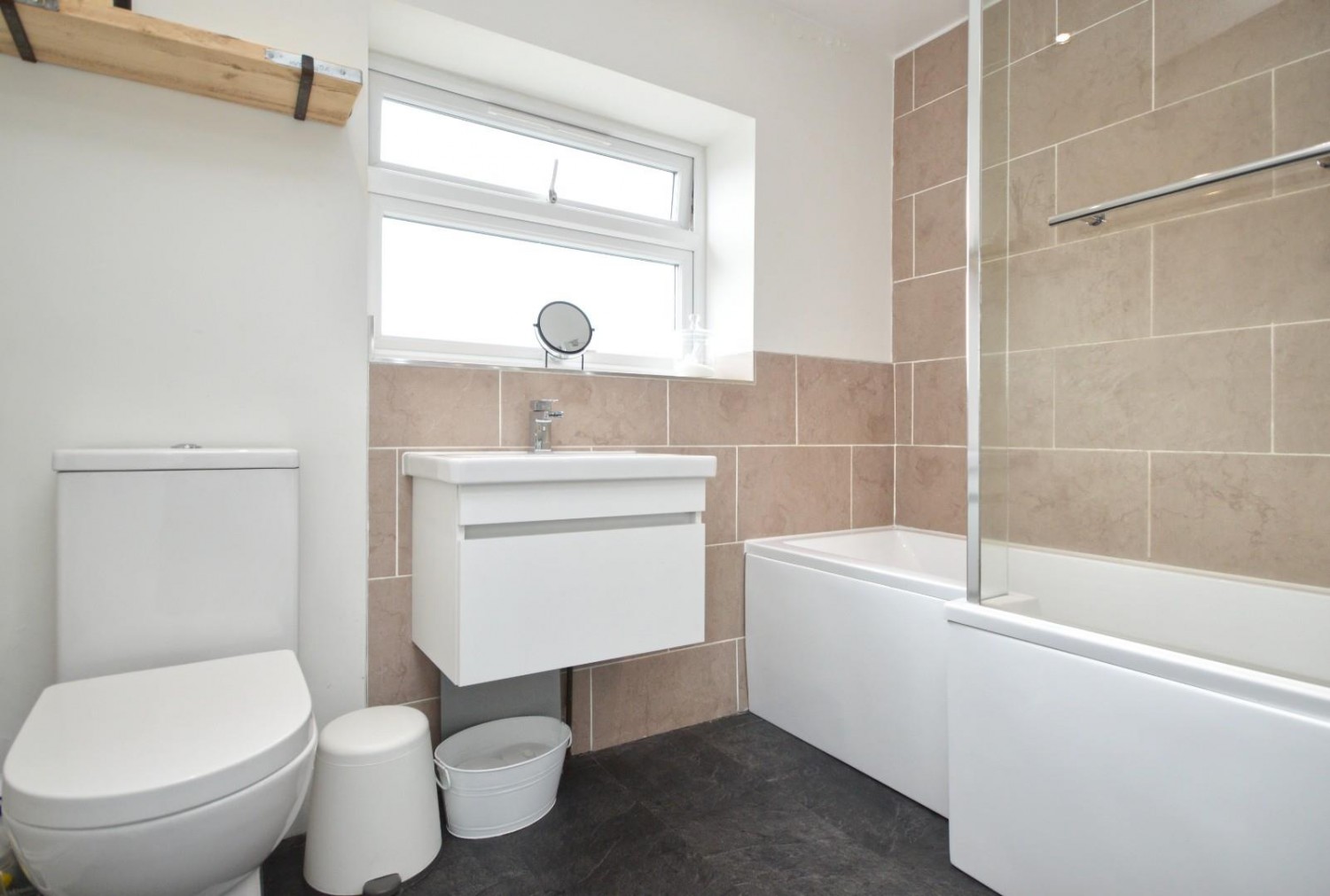 Hollisters Drive, Bristol