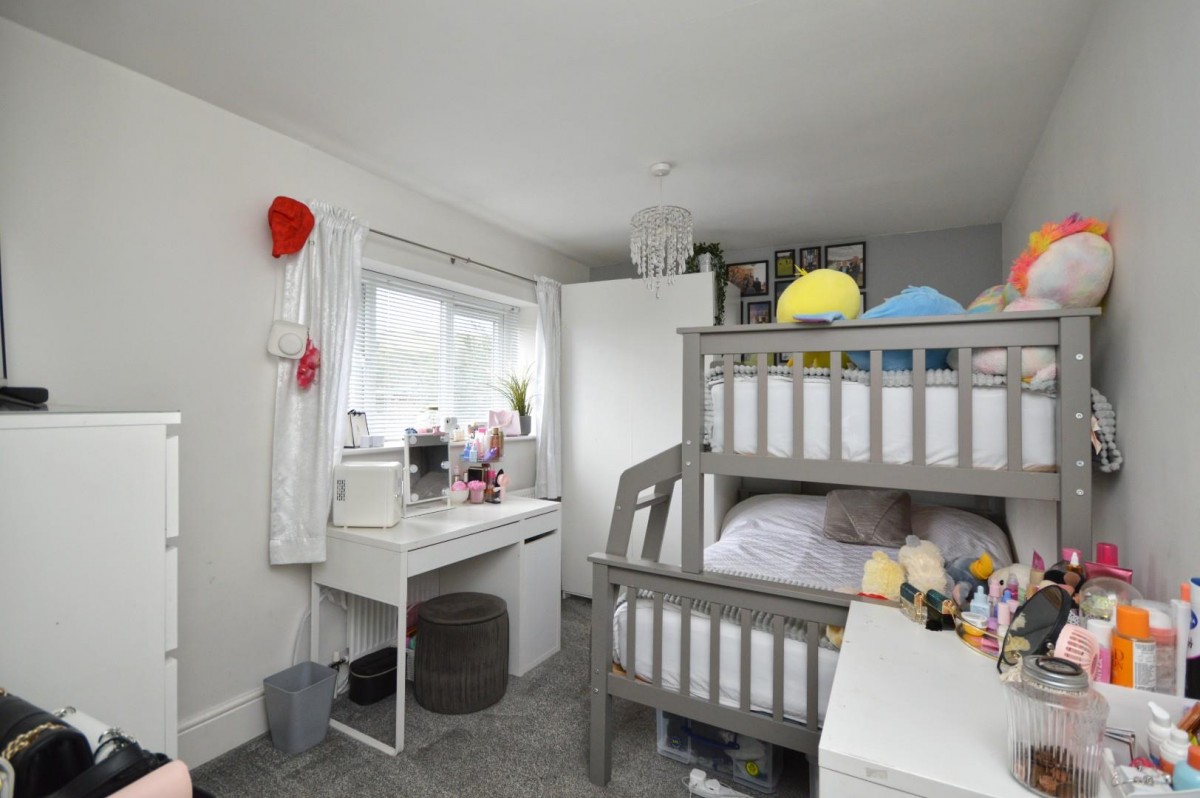 Hollisters Drive, Bristol