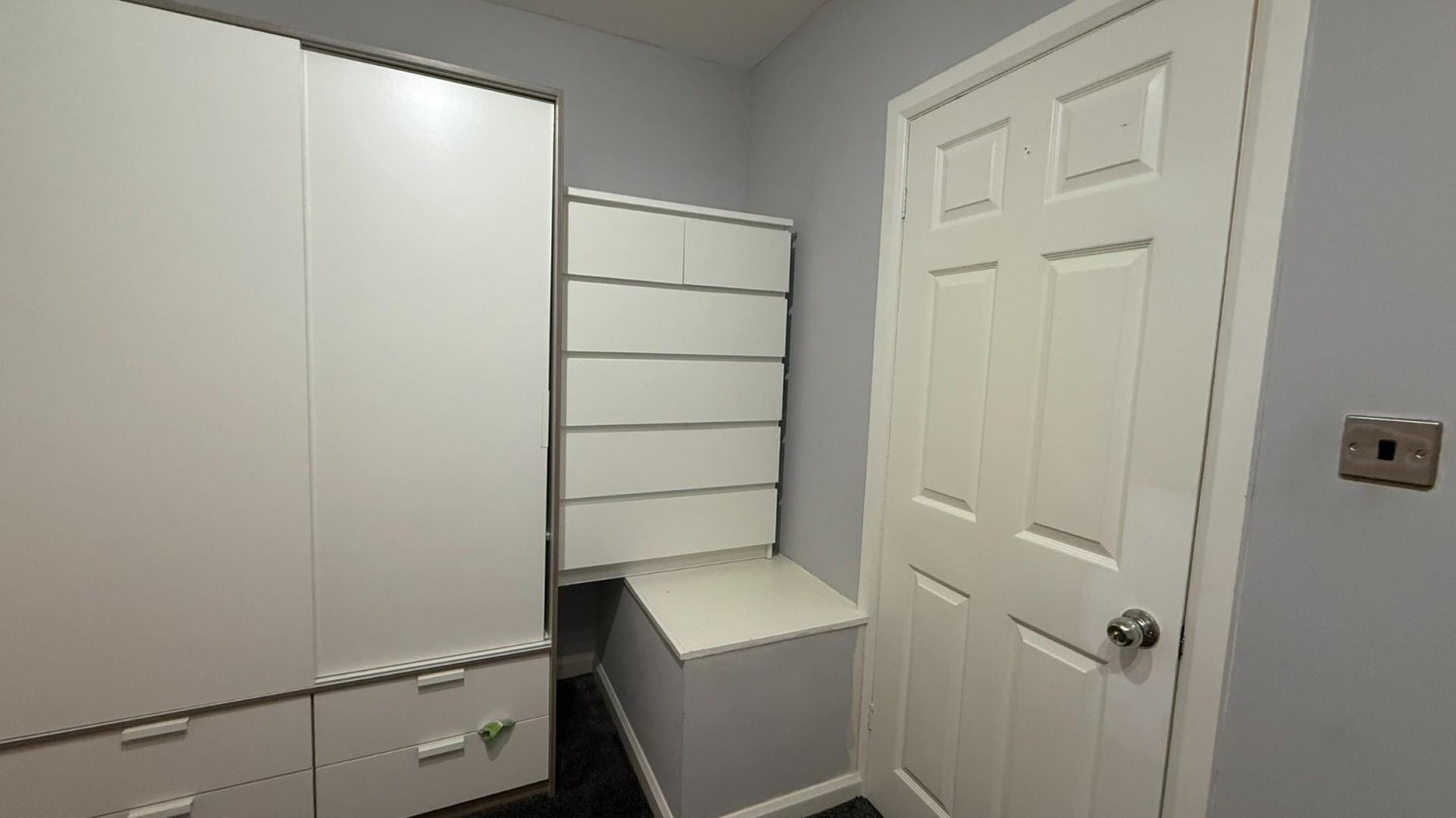 17 Commonside, Batley