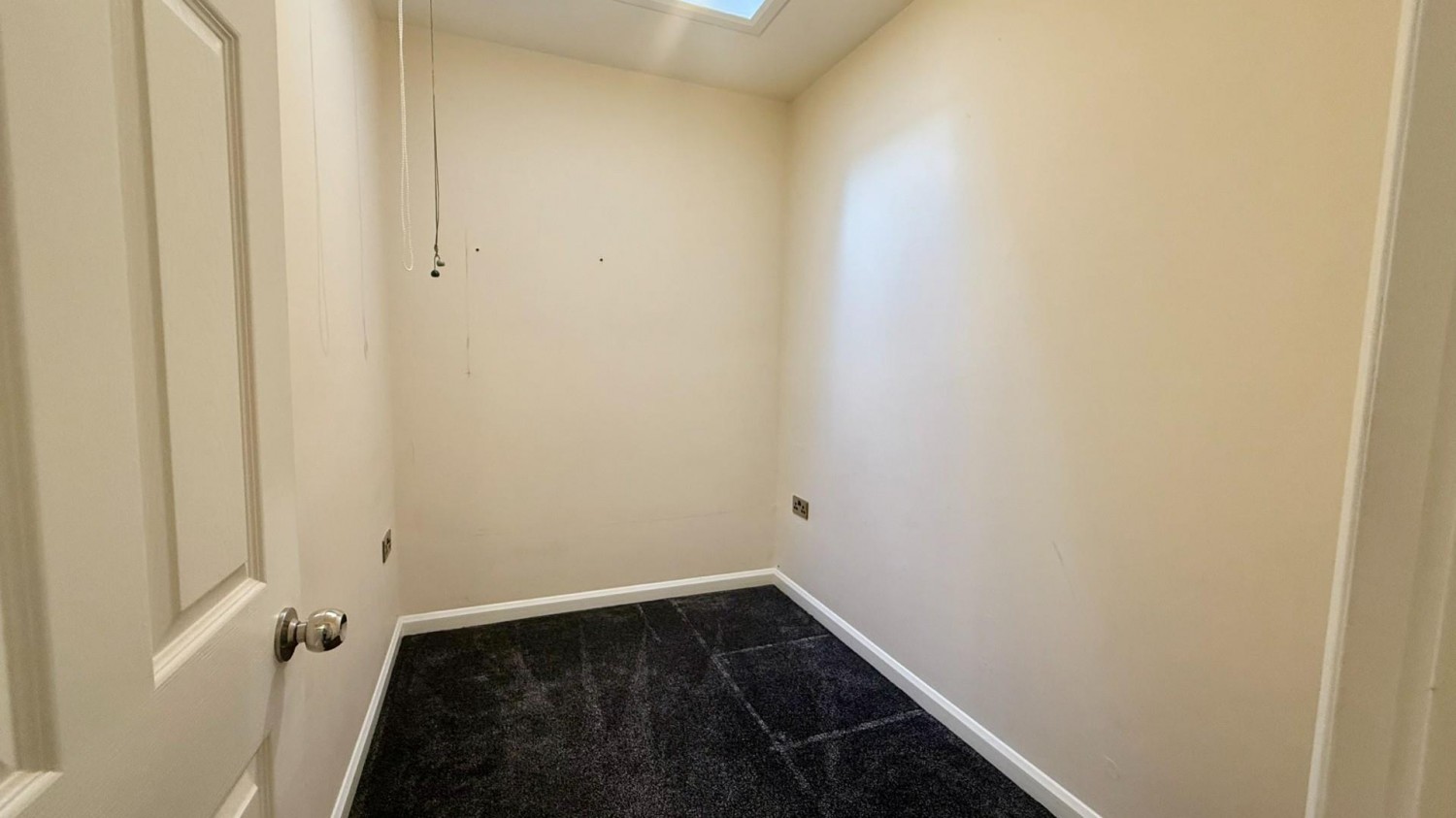 17 Commonside, Batley