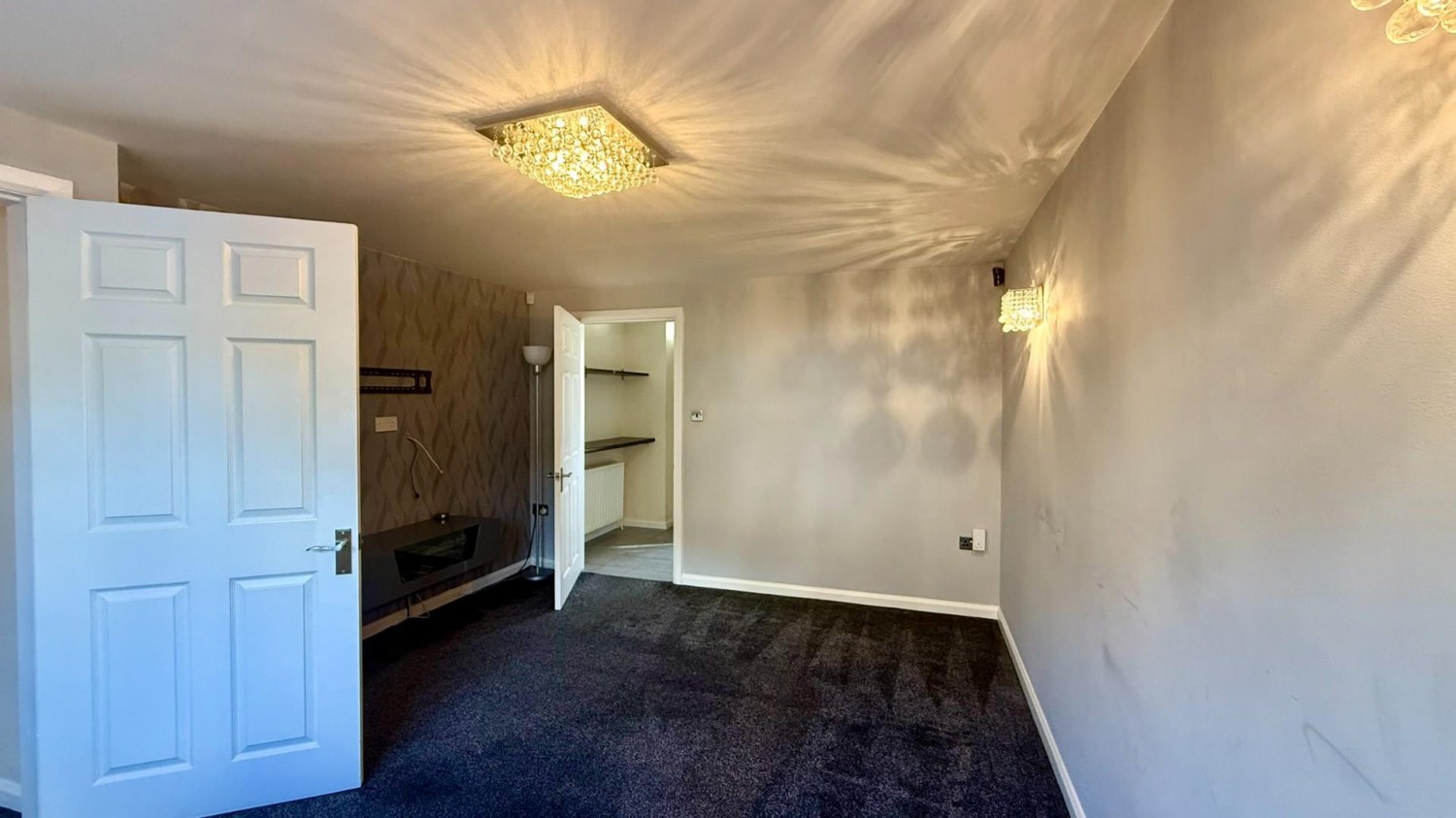 17 Commonside, Batley