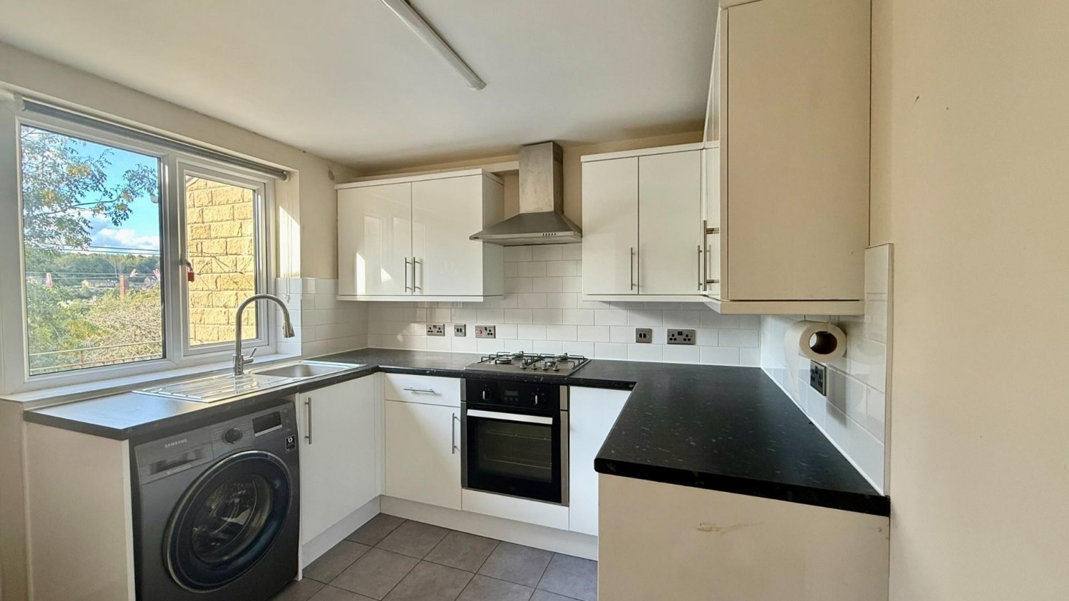17 Commonside, Batley