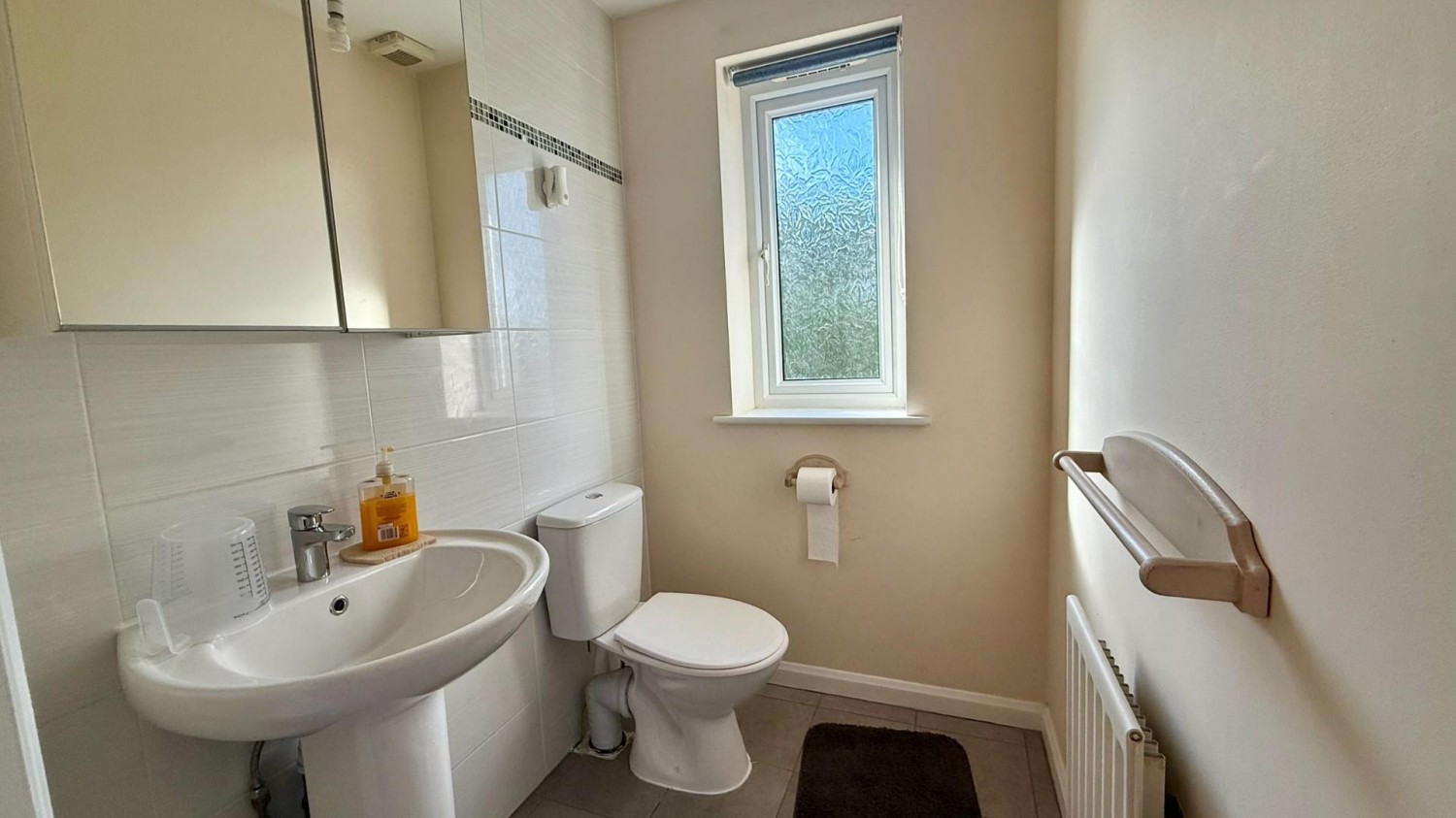 17 Commonside, Batley