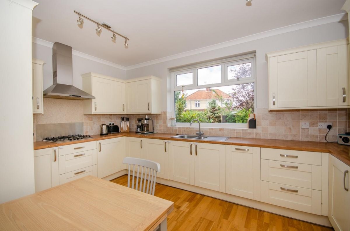 Chesterfield Road, Downend, Bristol, BS16 5RQ