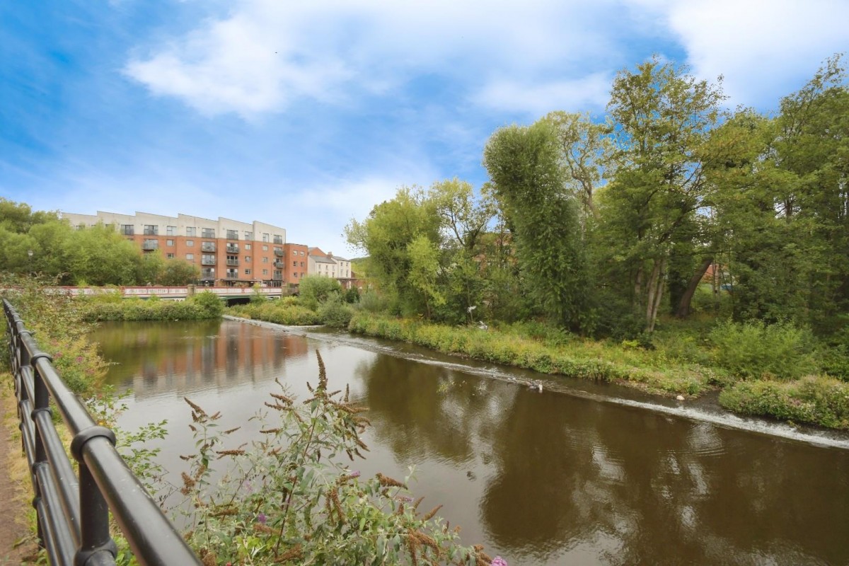 Birch Landing, Horseman Square, S3