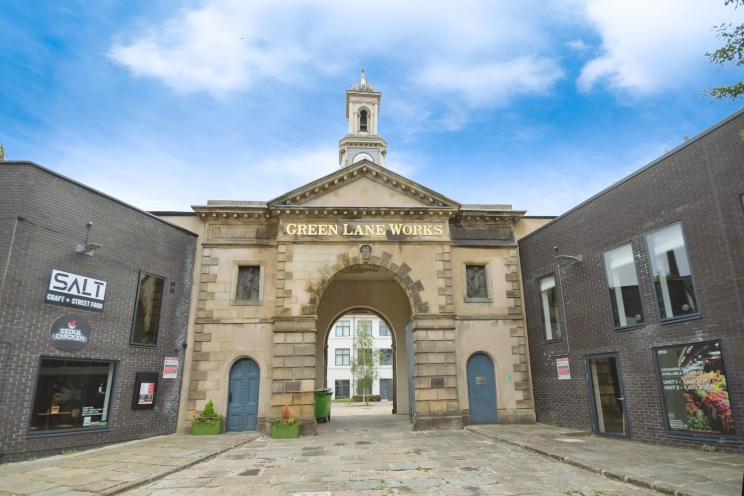 Birch Landing, Horseman Square, S3