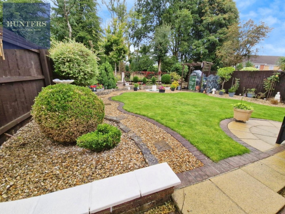 Ffridd Las, Bridgend