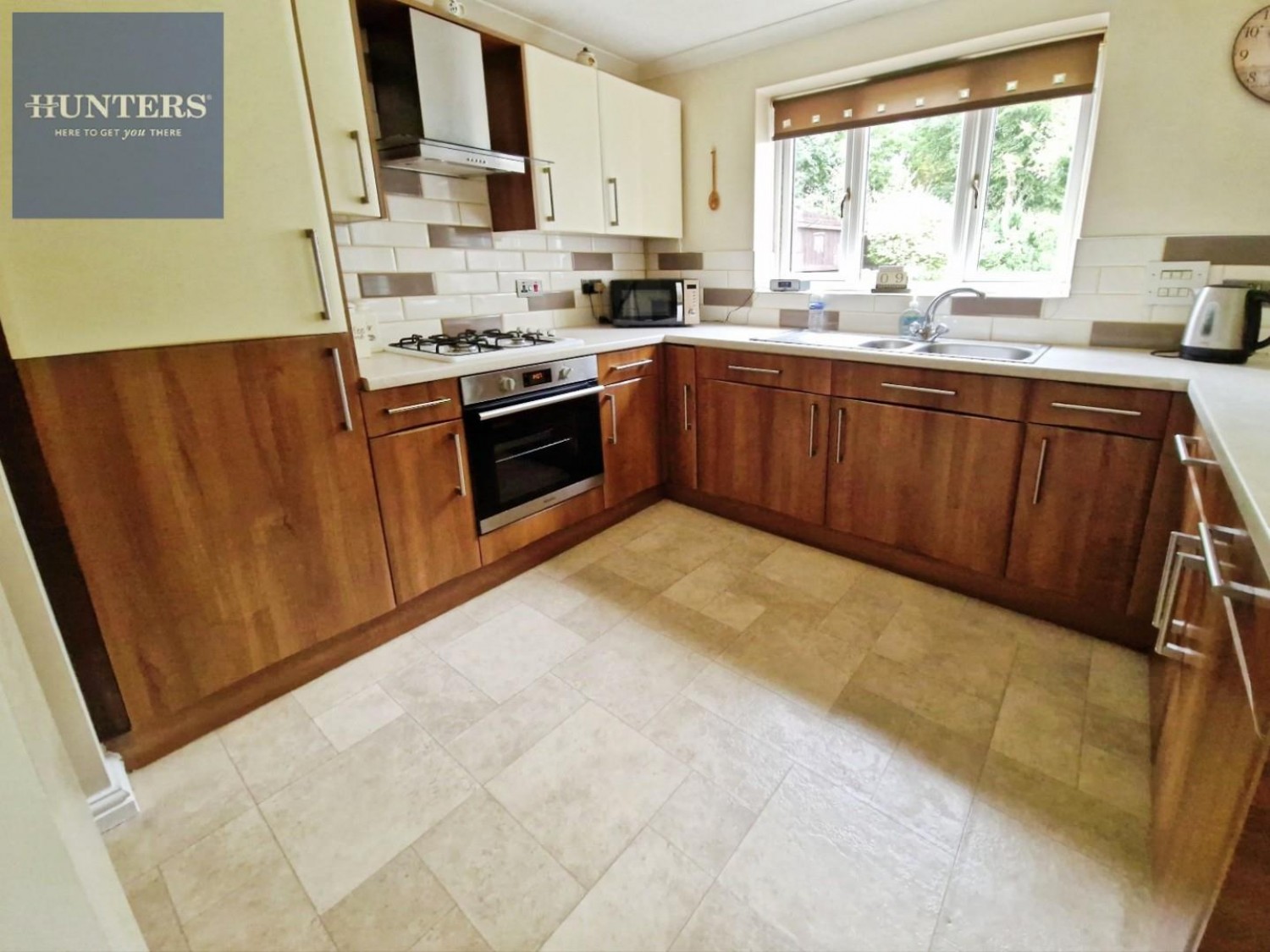 Ffridd Las, Bridgend