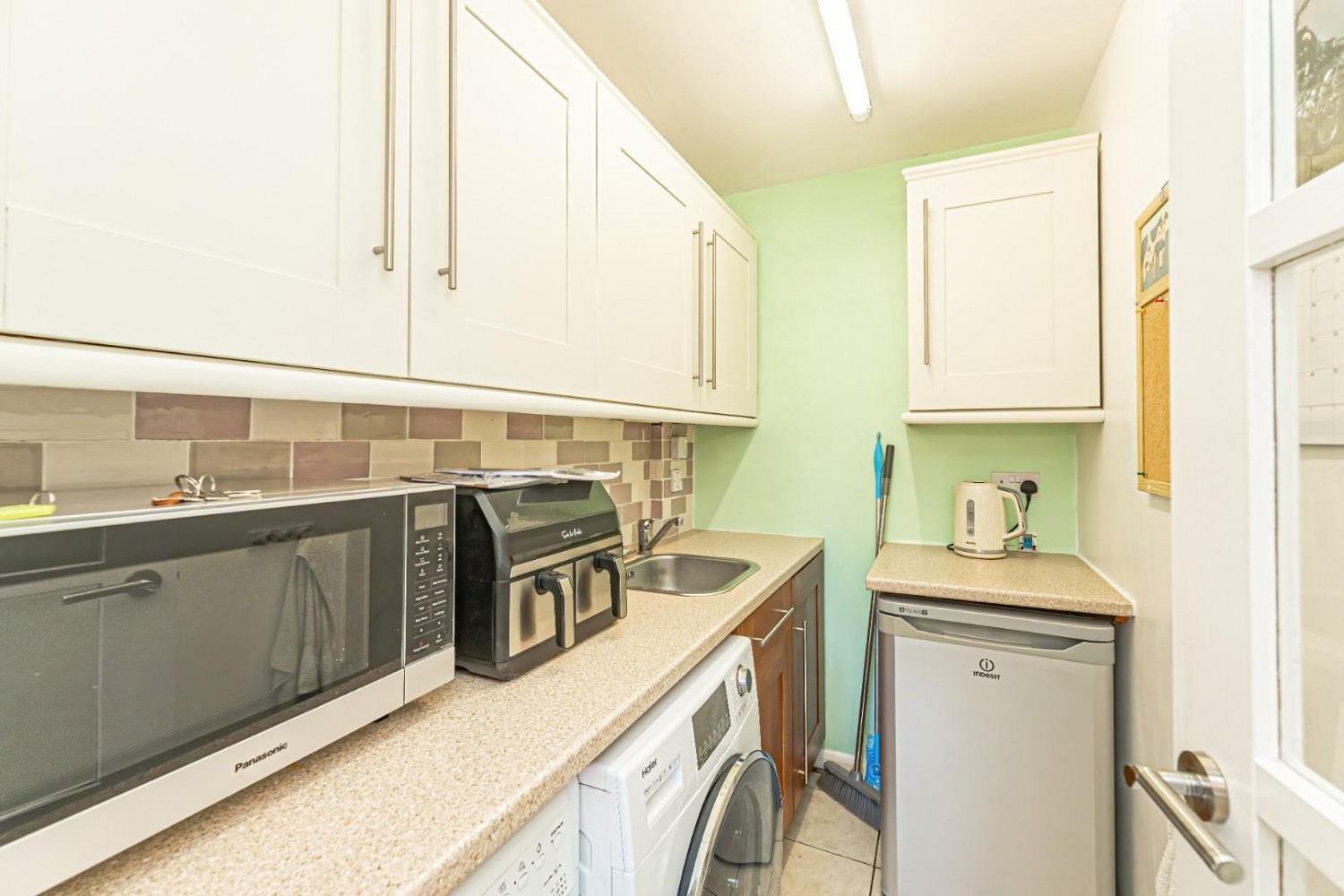 Wallace Drive, Eaton Bray