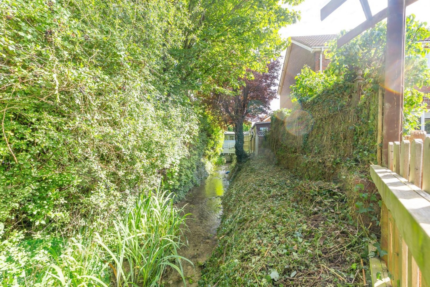 Wallace Drive, Eaton Bray