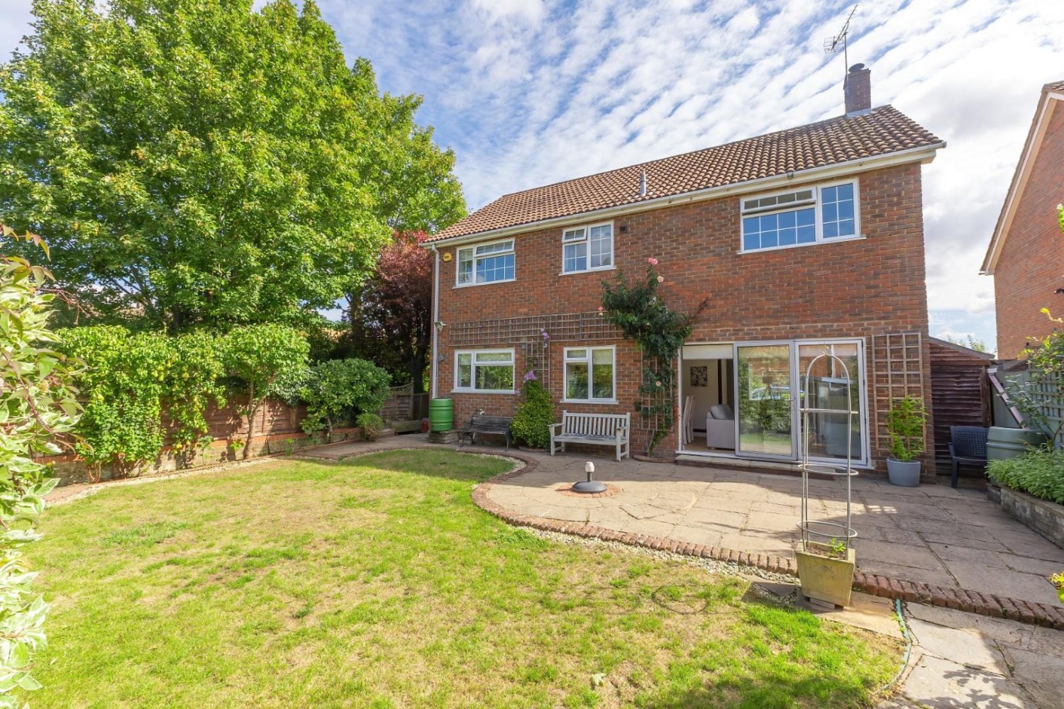 Wallace Drive, Eaton Bray