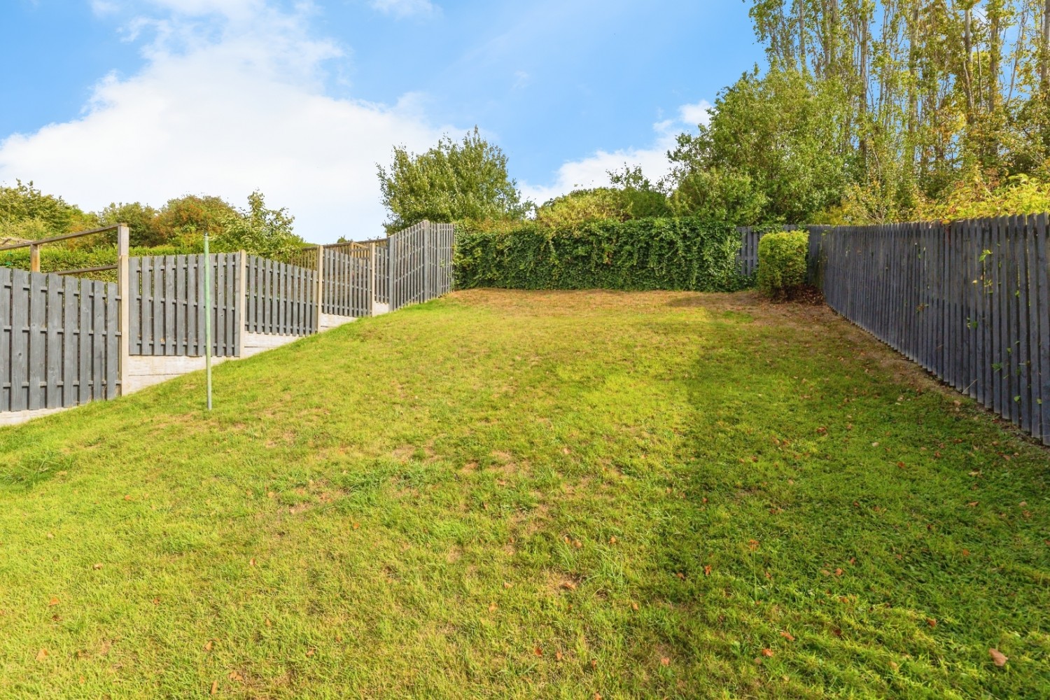 Hawthorn Road, High Green, Sheffield