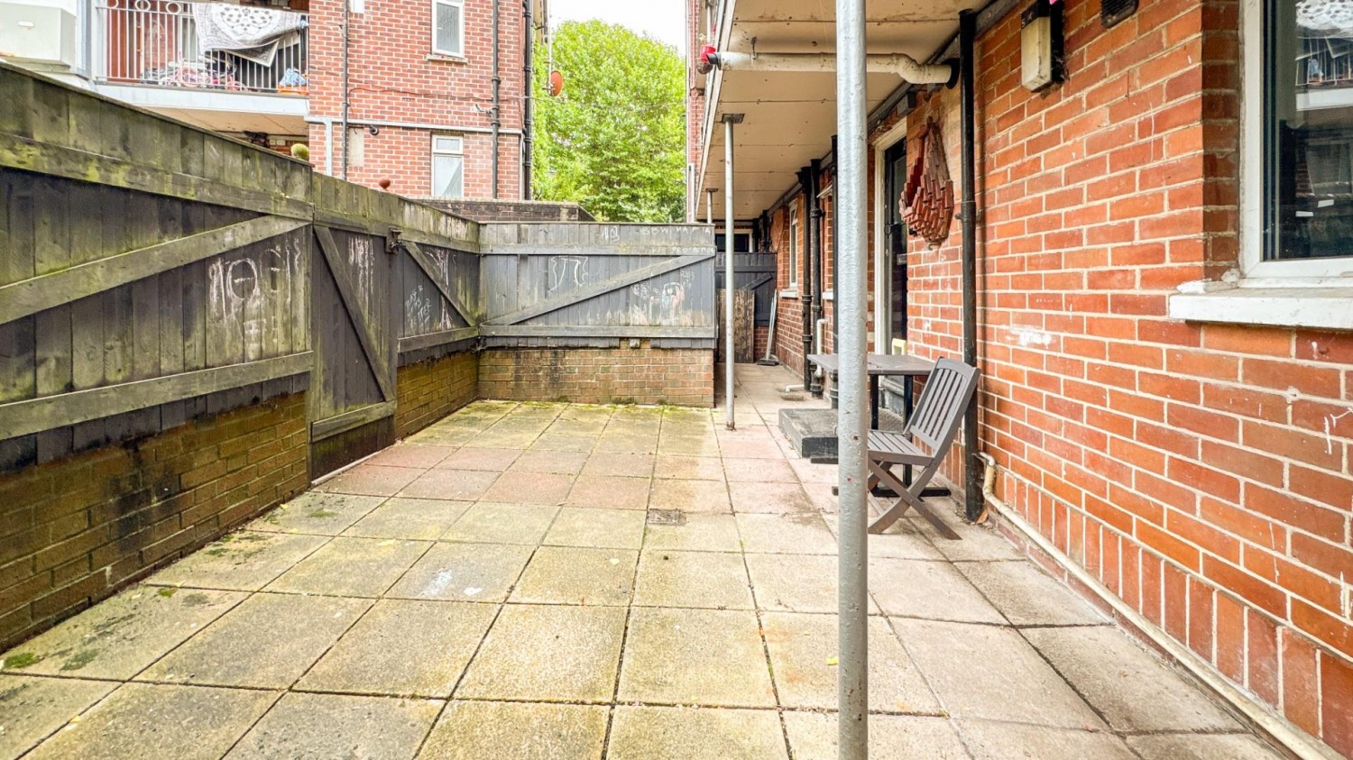 Hillsborough Flats, Hotwell Road, BS8