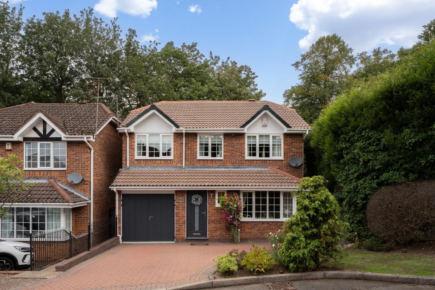 Foxlands Drive, Lower Gornal, DY3