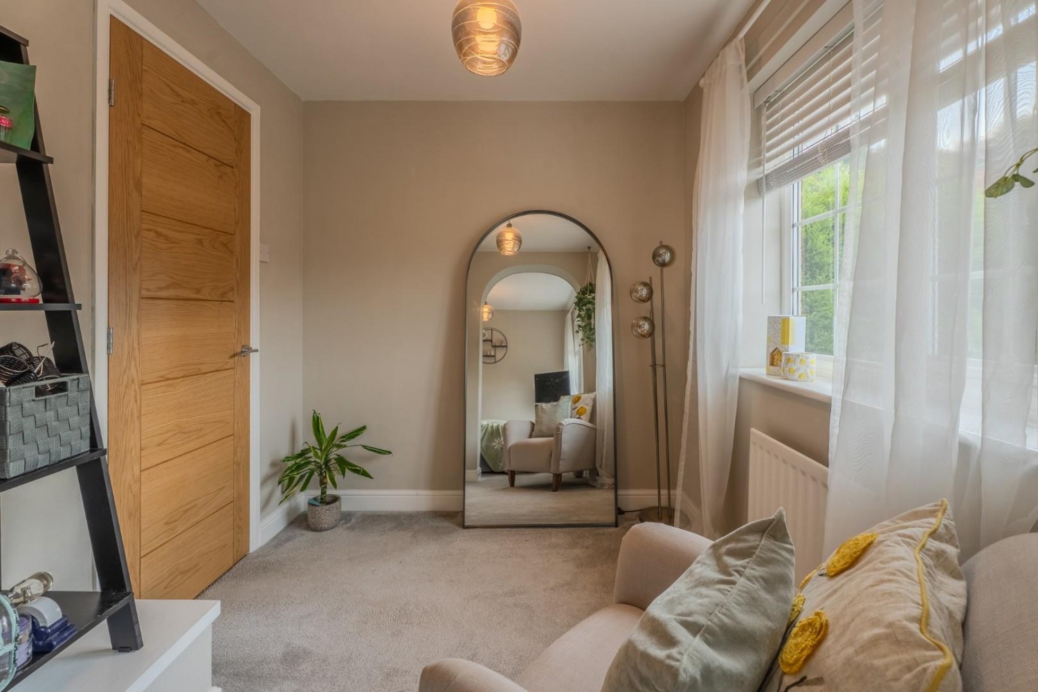 Foxlands Drive, Lower Gornal, DY3