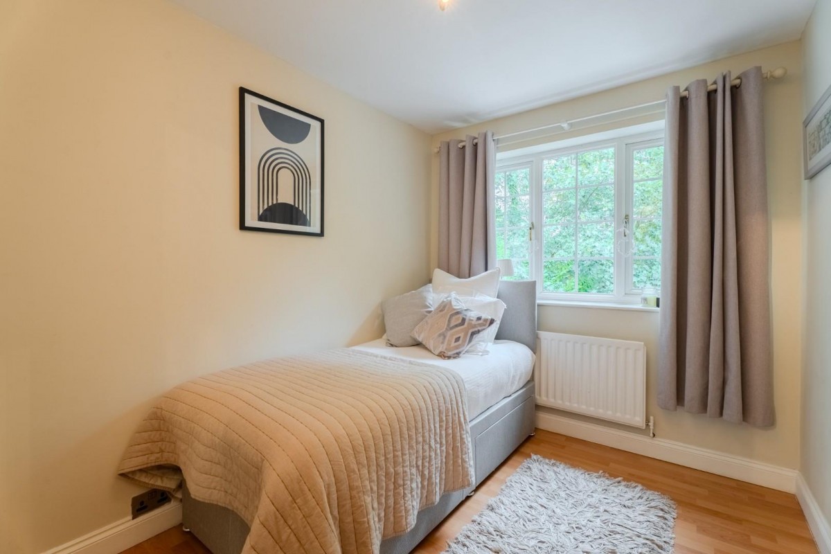 Foxlands Drive, Lower Gornal, DY3
