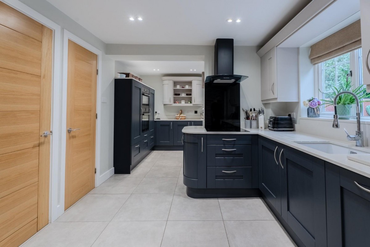 Foxlands Drive, Lower Gornal, DY3