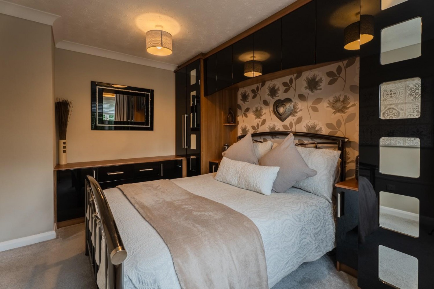 Foxlands Drive, Lower Gornal, DY3
