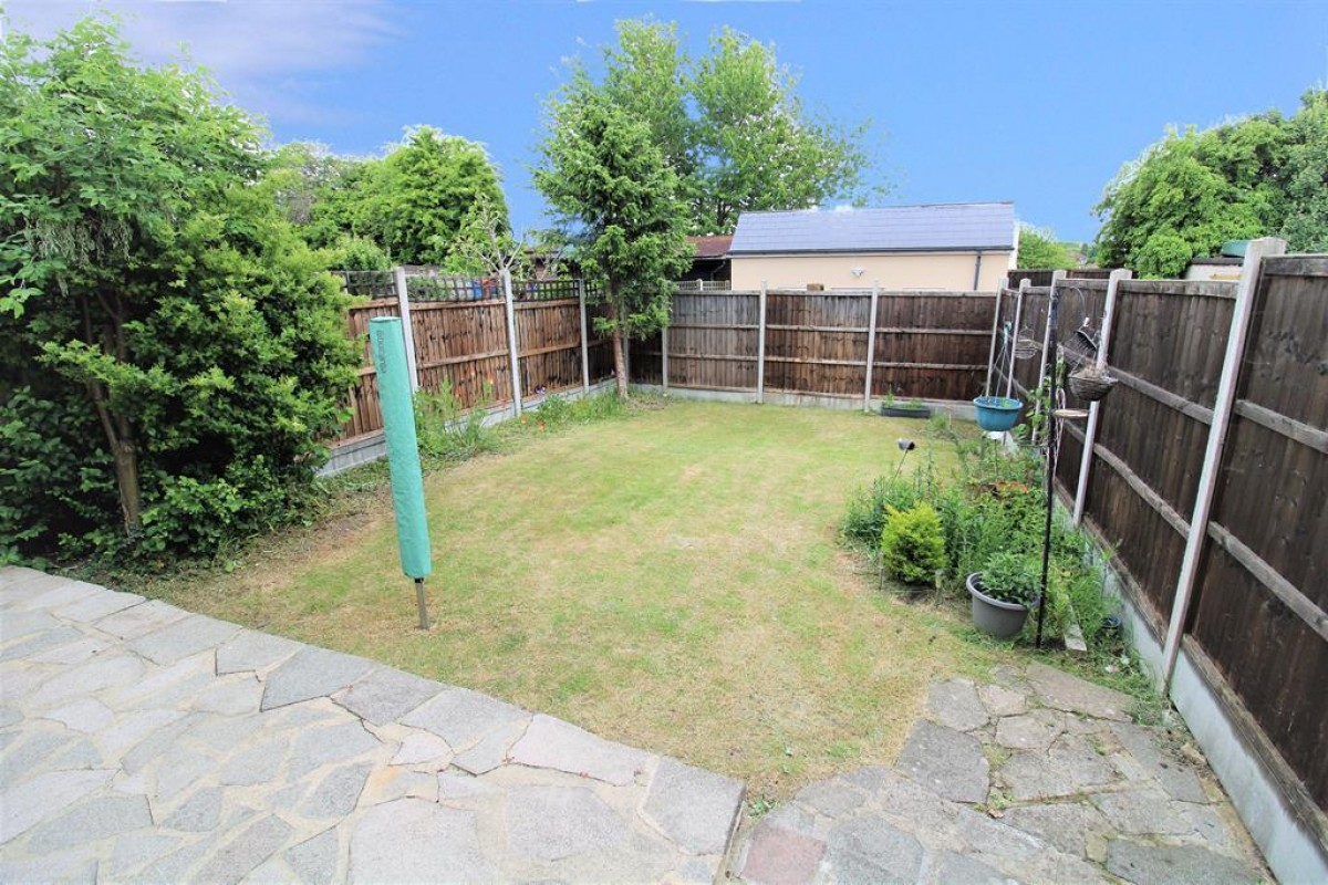 Inglewood Road , Bexleyheath , Kent , DA7 6JR