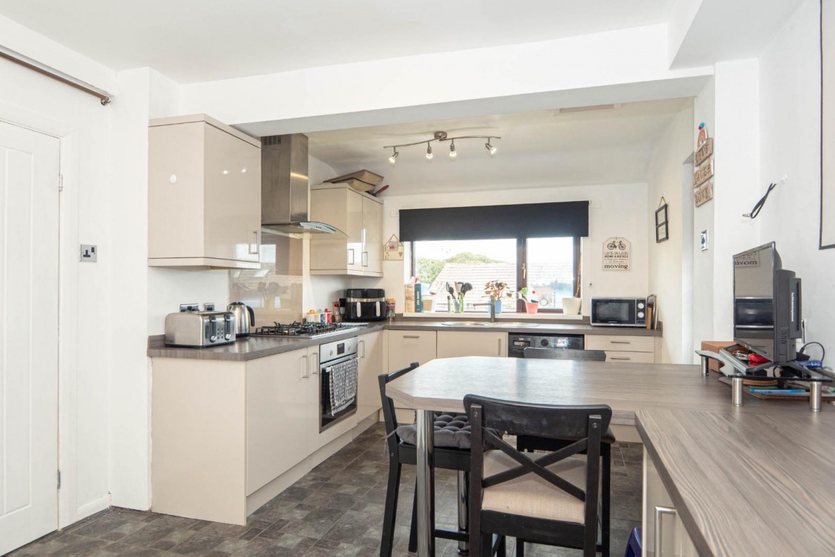 Wolley Avenue, Leeds