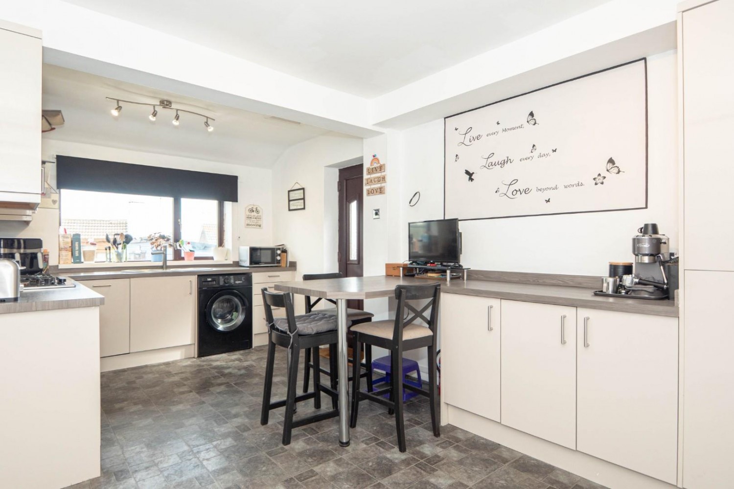 Wolley Avenue, Leeds