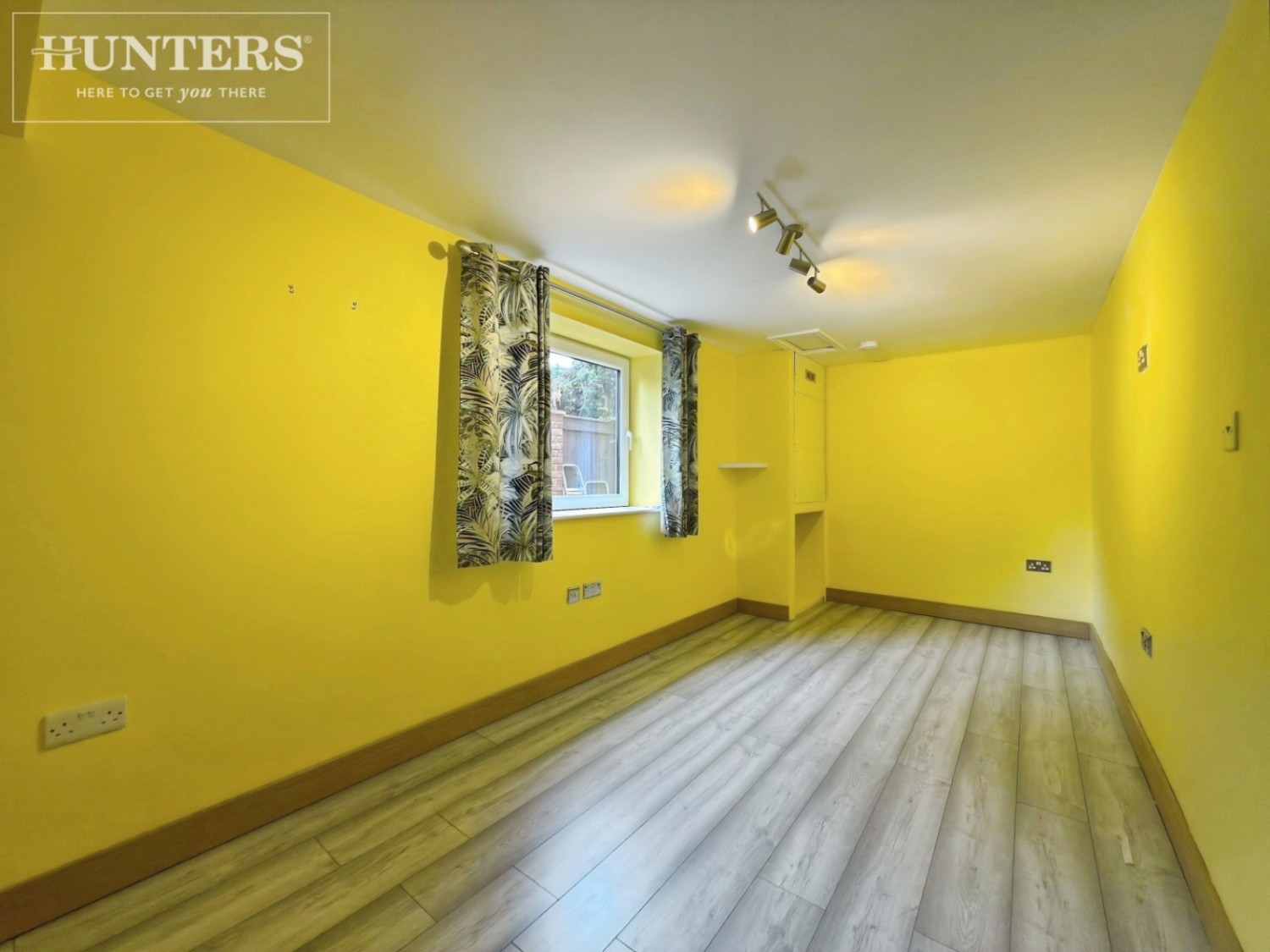 Annan Close, Barugh Green, Barnsley, S75 1NG