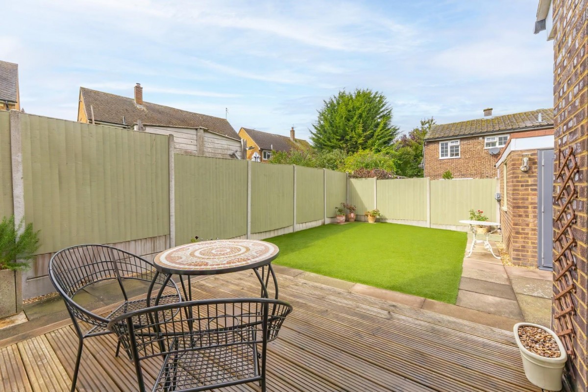 Berryfields, Cheddington