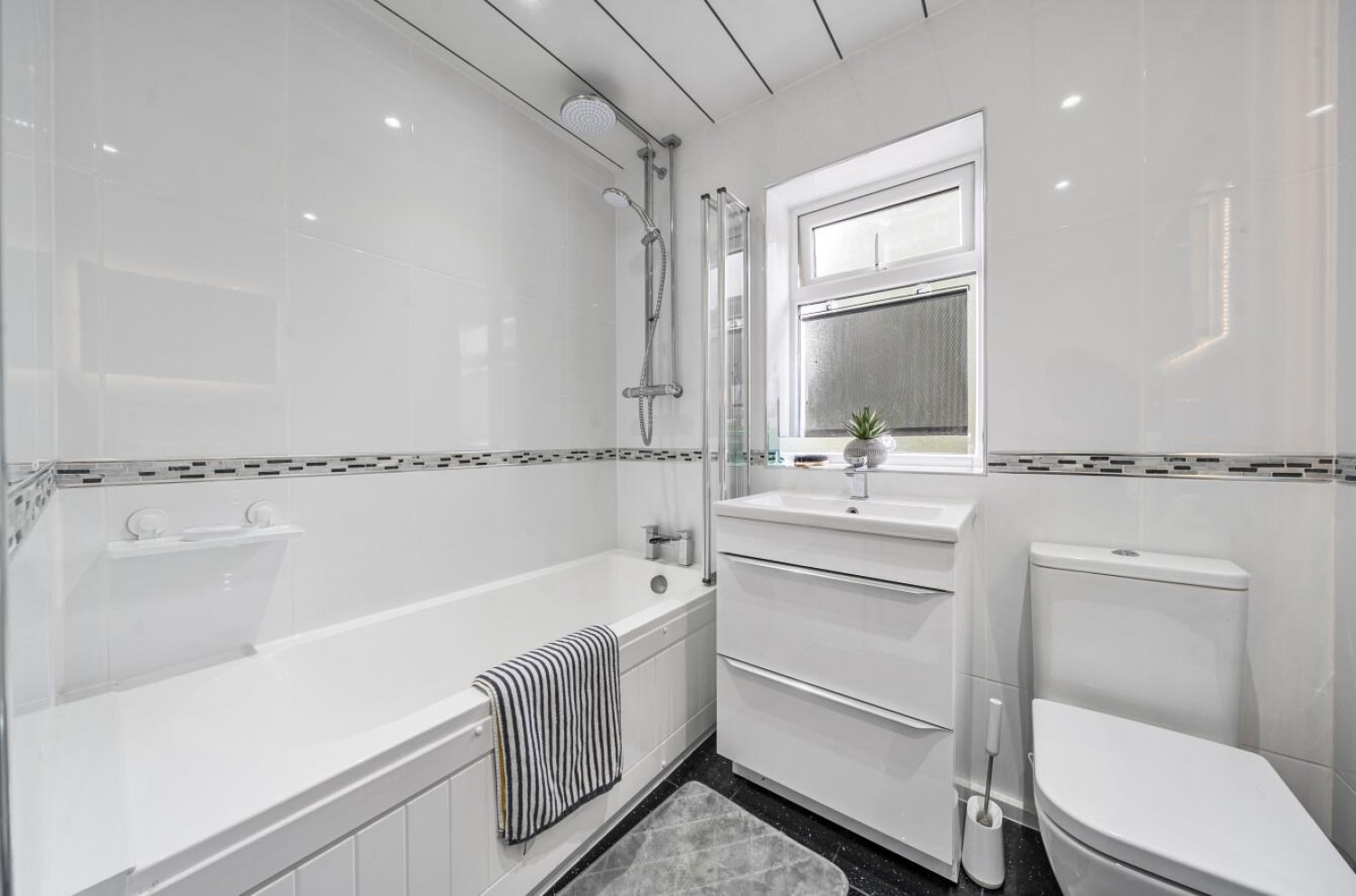 Hollinswood Road, Worsley