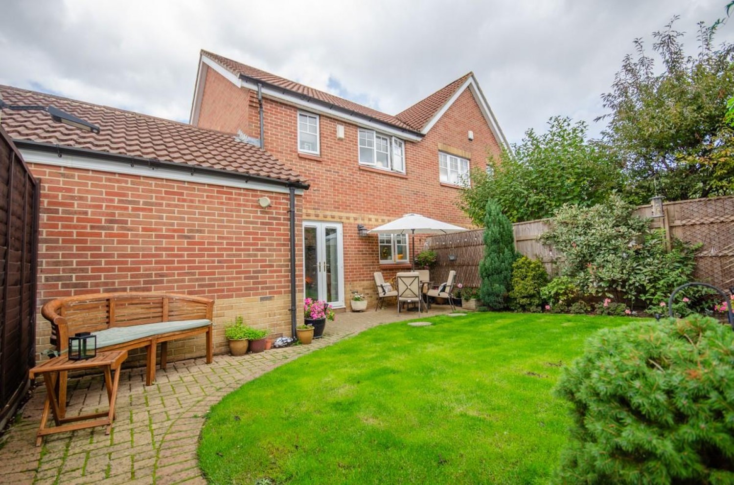 Barn Close, Emersons Green, Bristol, BS16 7EP