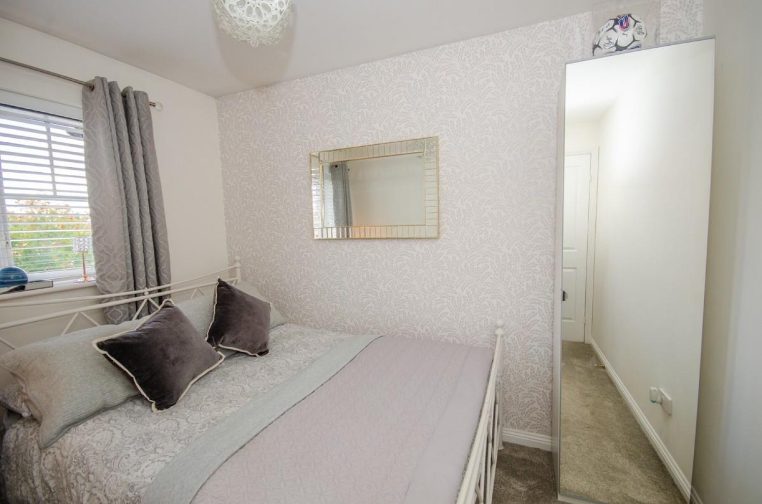 Barn Close, Emersons Green, Bristol, BS16 7EP