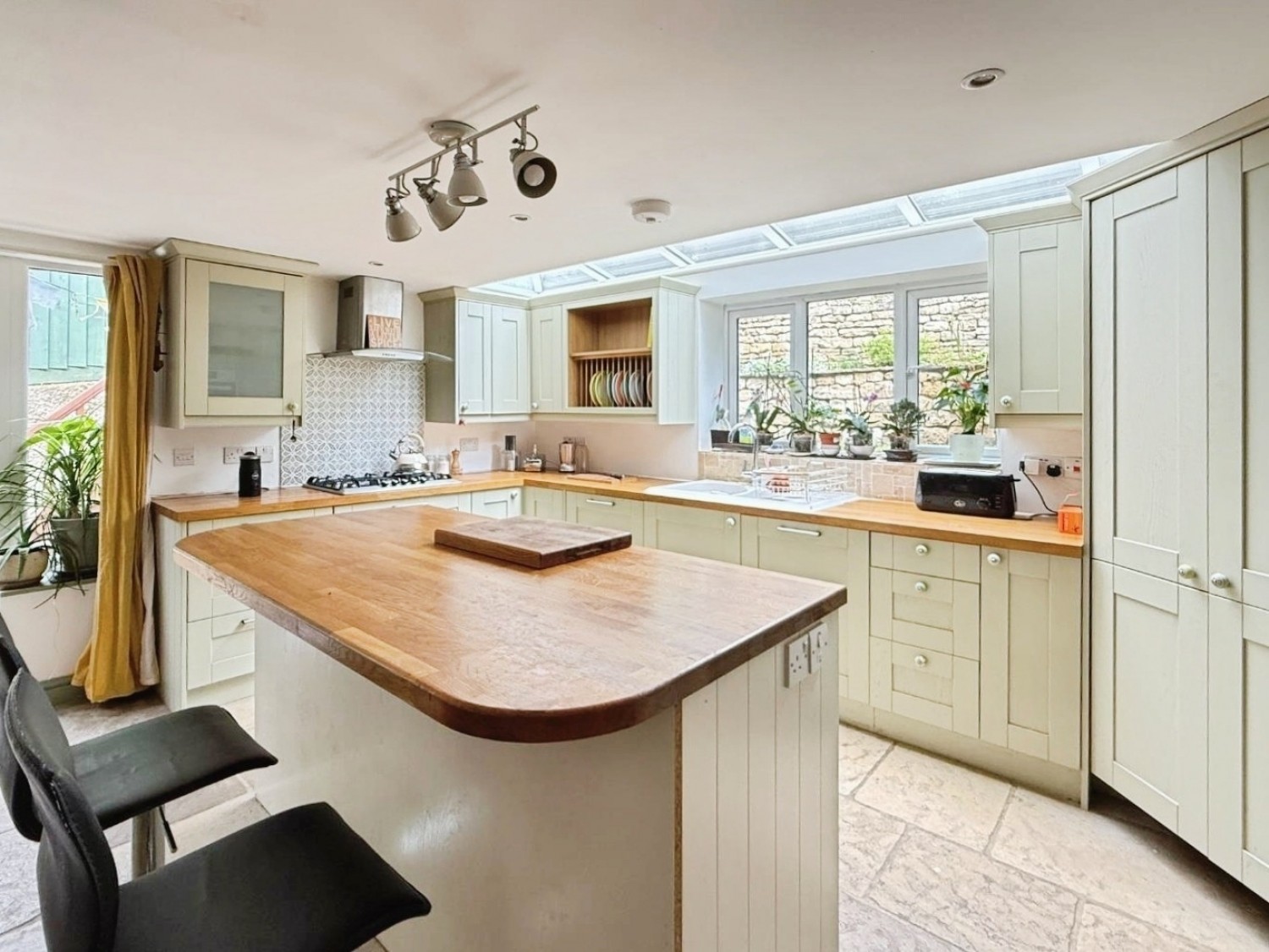 5 middle spring, Ruscombe