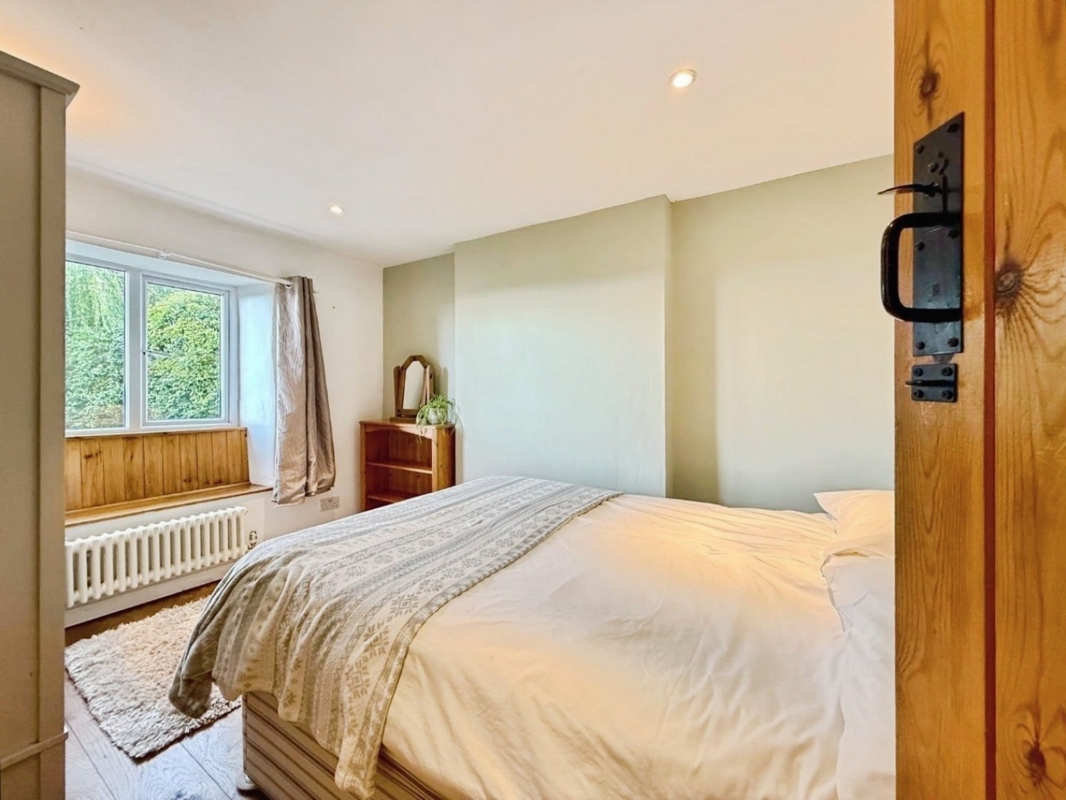 5 middle spring, Ruscombe