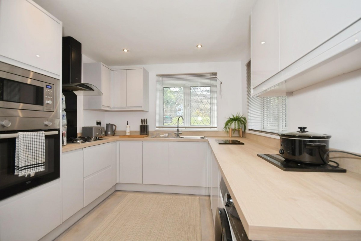 Penistone Road, Grenoside, S35