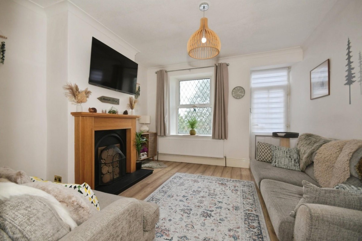 Penistone Road, Grenoside, S35