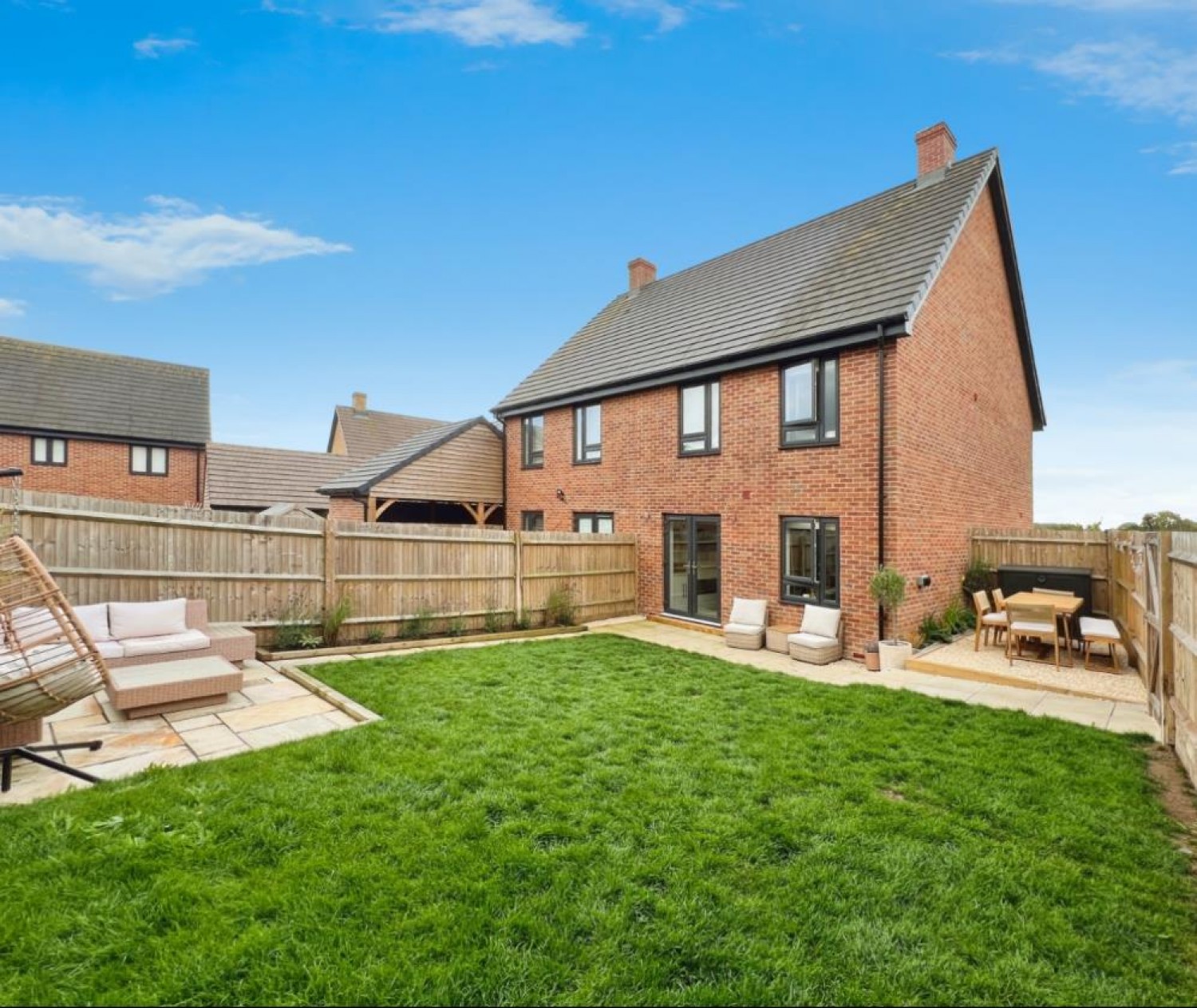 Crop Lane, Bridgefield