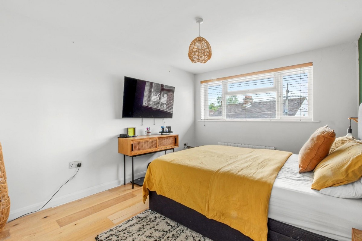 Chestnut Lane, Amersham, Buckinghamshire, HP6 6EN