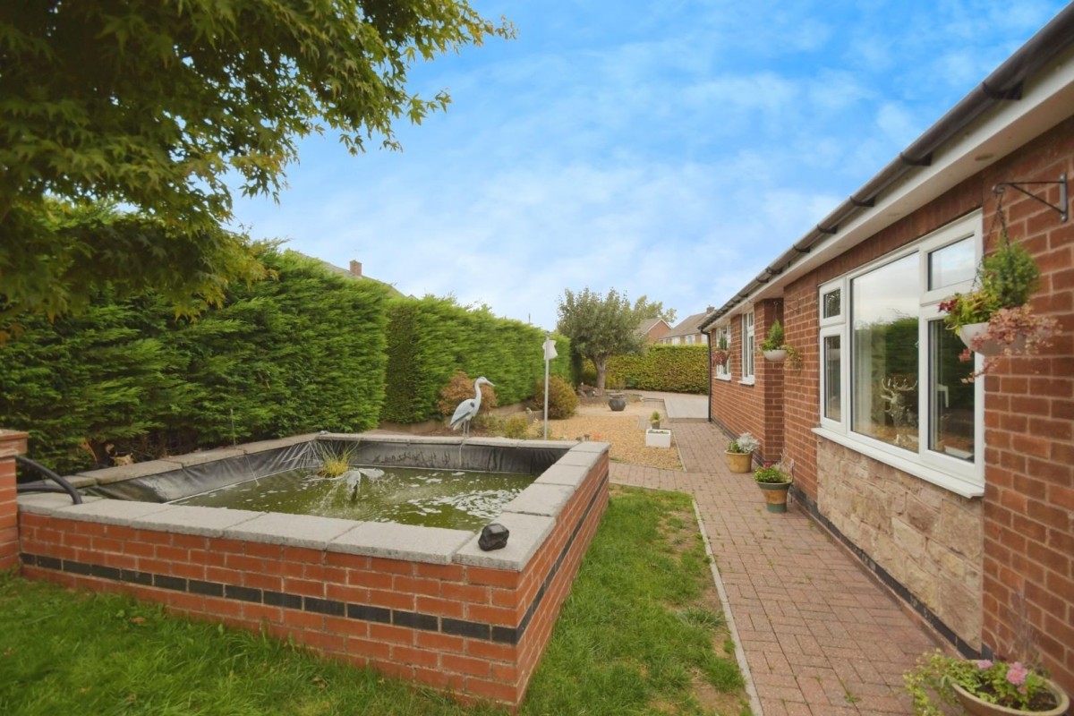 Elvin Way, New Tupton, Chesterfield, S42 6EG